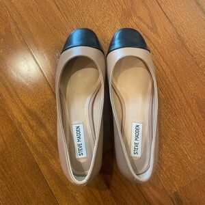 Steve Madden Women's Tan and Black Block Heels